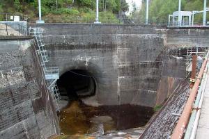 因弗格里大坝-溢洪道隧道