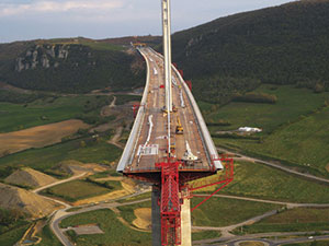 Millau Bridge高架桥